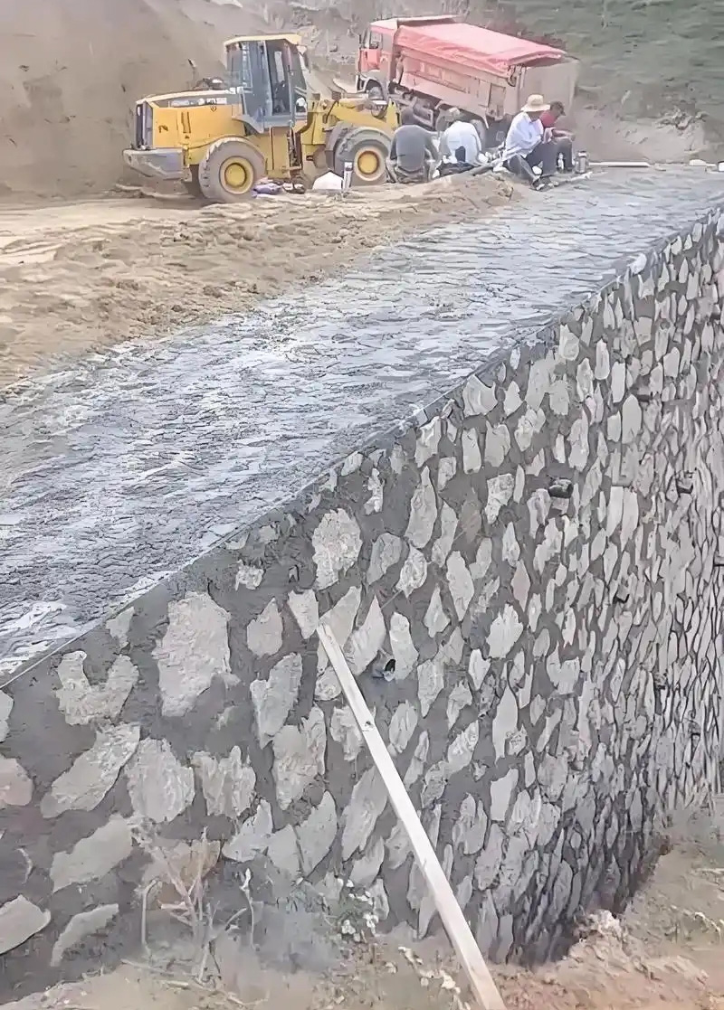 烟台莱州边坡加固